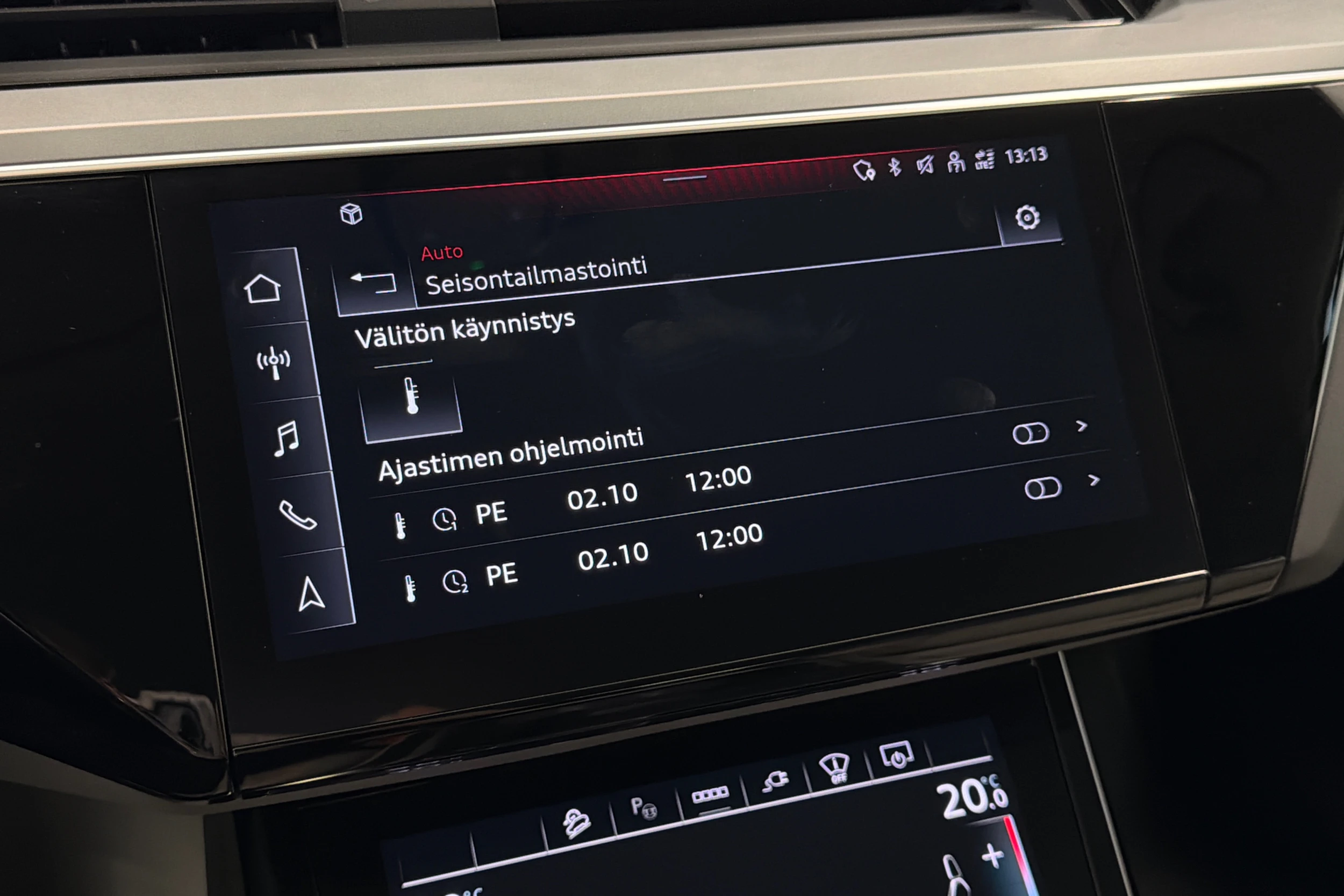 harmaa Audi Q8 e-tron 2024 kuva 28.