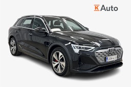 musta Audi Q8 e-tron 2024 kuva 1.