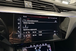 musta Audi Q8 e-tron 2024 kuva 23.