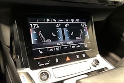 musta Audi Q8 e-tron 2024 kuva 25.