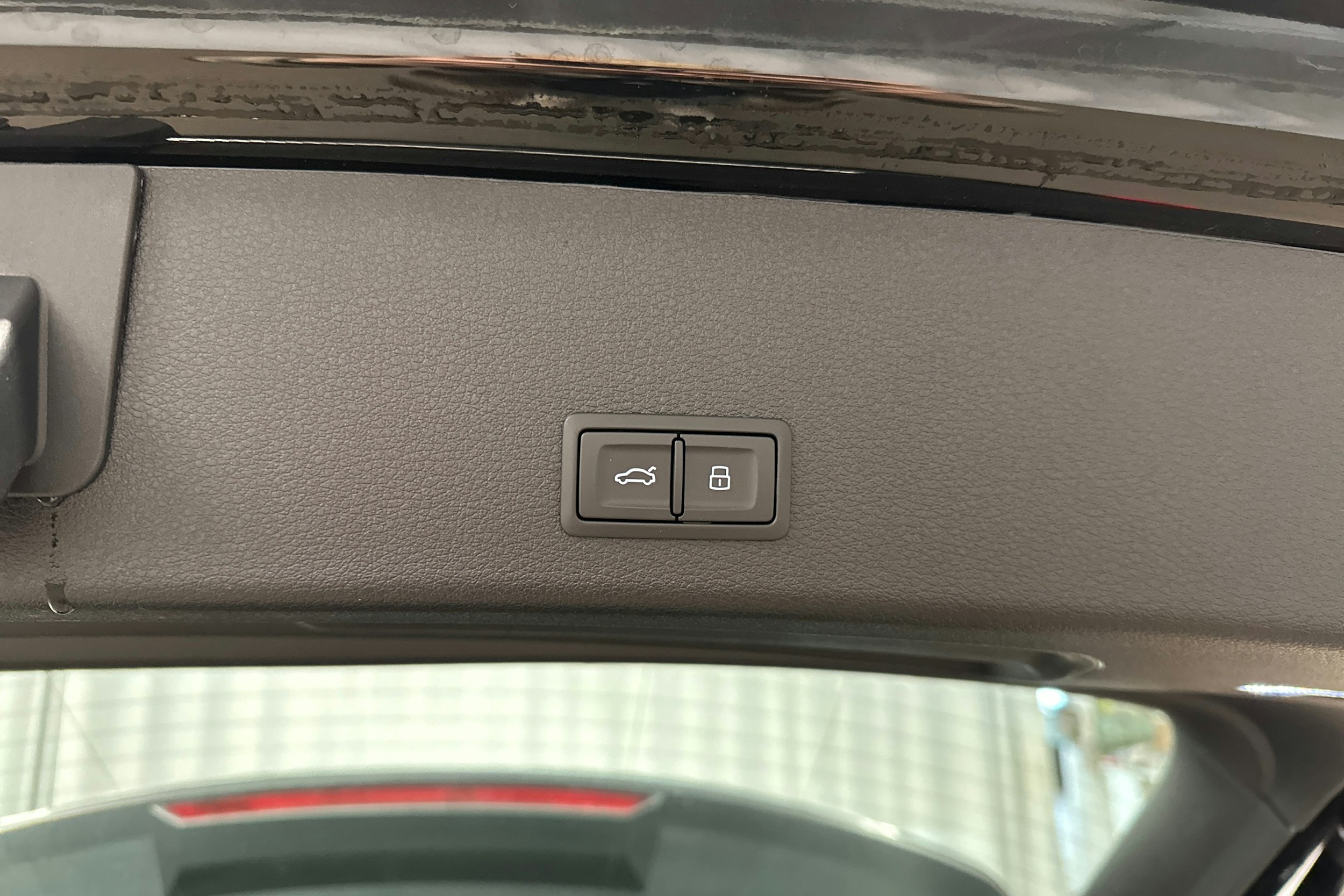 musta Audi Q8 e-tron 2024 kuva 32.