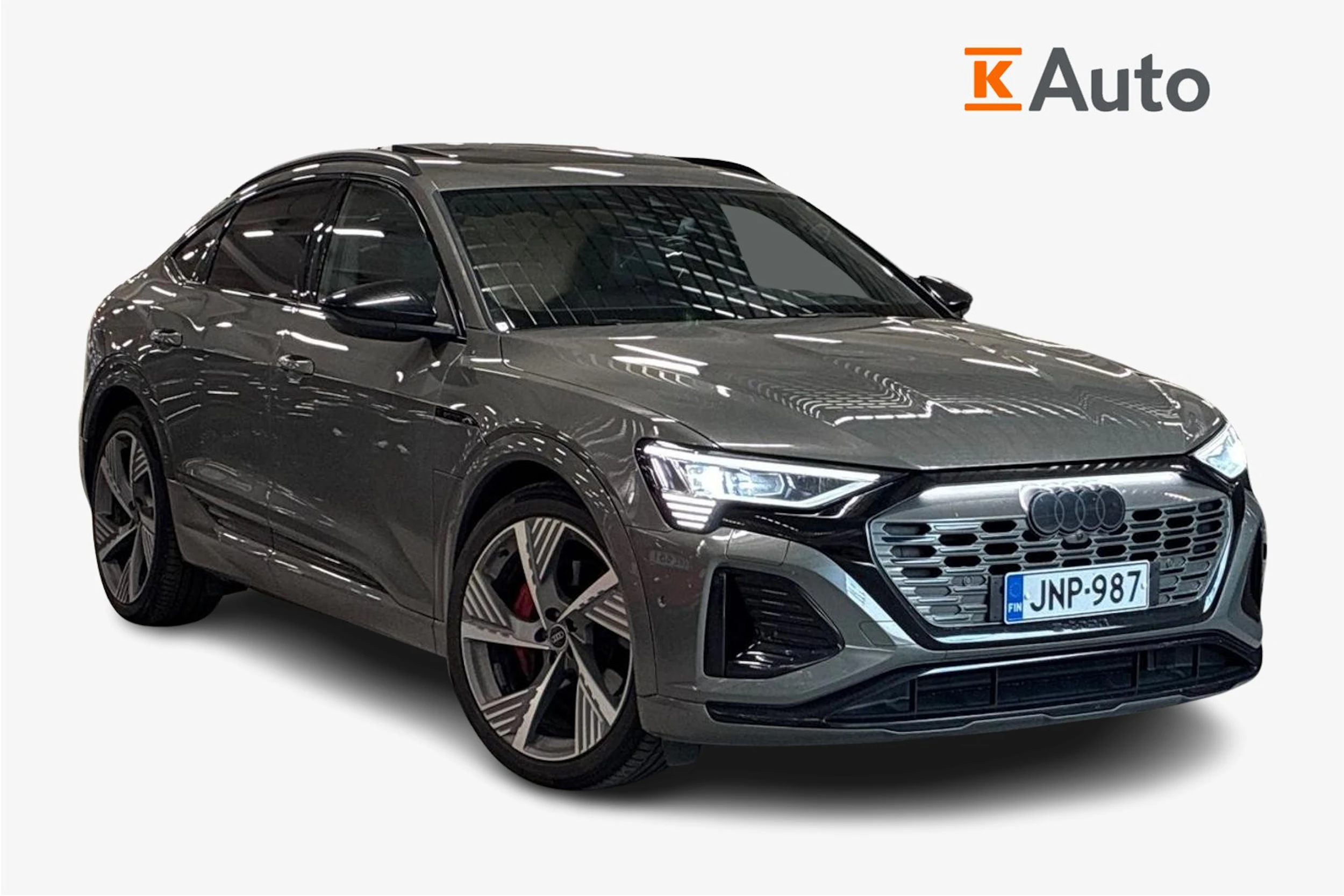 harmaa Audi Q8 e-tron 2024 kuva 1.