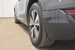 harmaa Audi Q8 e-tron 2024 kuva 10.
