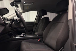 harmaa Audi Q8 e-tron 2024 kuva 14.