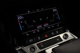 harmaa Audi Q8 e-tron 2024 kuva 29.