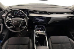 Ruskea (beige) Audi Q8 e-tron 2024 kuva 7.