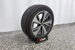 Ruskea (beige) Audi Q8 e-tron 2024 kuva 10.