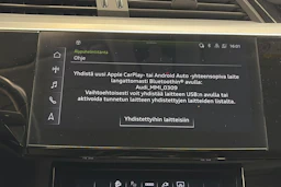 Ruskea (beige) Audi Q8 e-tron 2024 kuva 22.