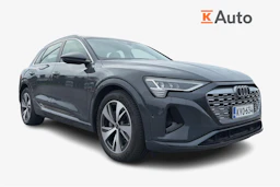 harmaa Audi Q8 e-tron 2024 kuva 1.