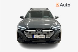 harmaa Audi Q8 e-tron 2024 kuva 5.