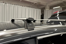 harmaa Audi Q8 e-tron 2024 kuva 33.