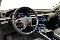 ruskea (beige) Audi Q8 e-tron 2024 kuva 6.