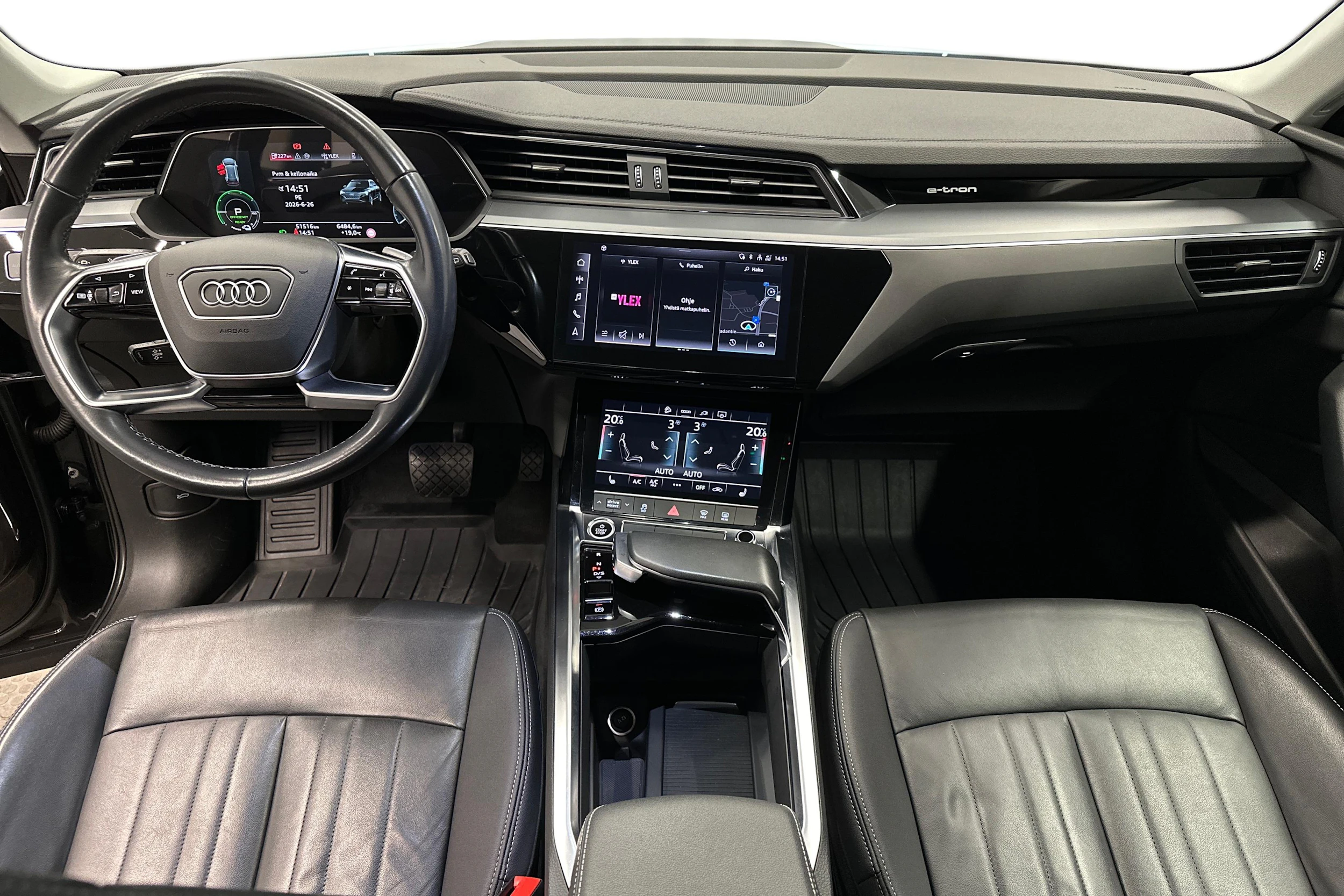 ruskea (beige) Audi Q8 e-tron 2024 kuva 7.