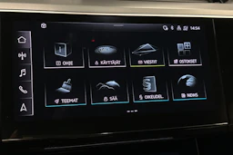 ruskea (beige) Audi Q8 e-tron 2024 kuva 18.