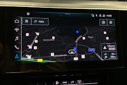 ruskea (beige) Audi Q8 e-tron 2024 kuva 22.