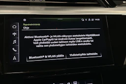 ruskea (beige) Audi Q8 e-tron 2024 kuva 23.