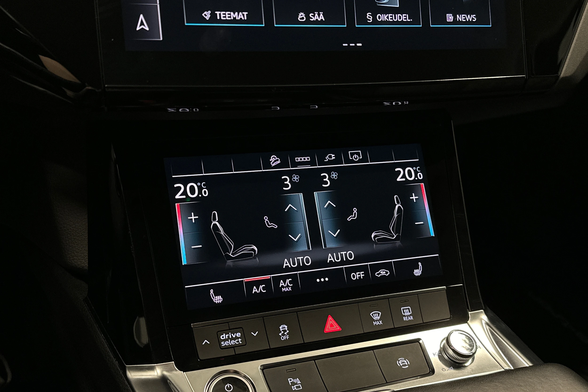ruskea (beige) Audi Q8 e-tron 2024 kuva 34.