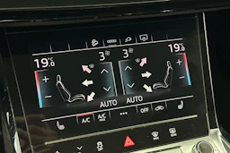 harmaa Audi Q8 e-tron 2024 kuva 22.