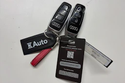 met. musta Audi Q8 e-tron 2024 kuva 33.