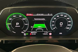 Harmaa Audi Q8 e-tron 2024 kuva 18.