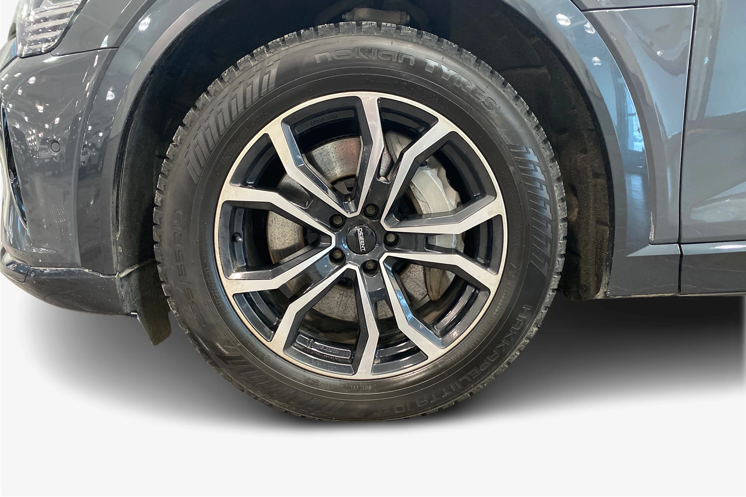 harmaa Audi Q8 e-tron 2024 kuva 9.