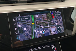 harmaa Audi Q8 e-tron 2024 kuva 13.