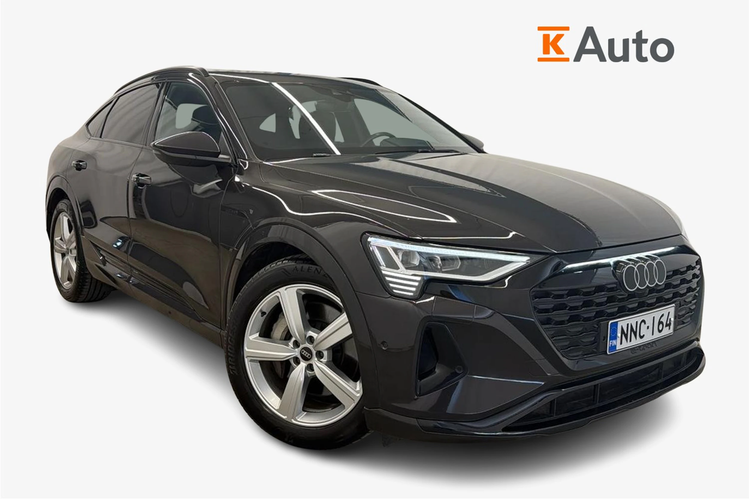 ruskea (beige) Audi Q8 e-tron 2024 kuva 1.