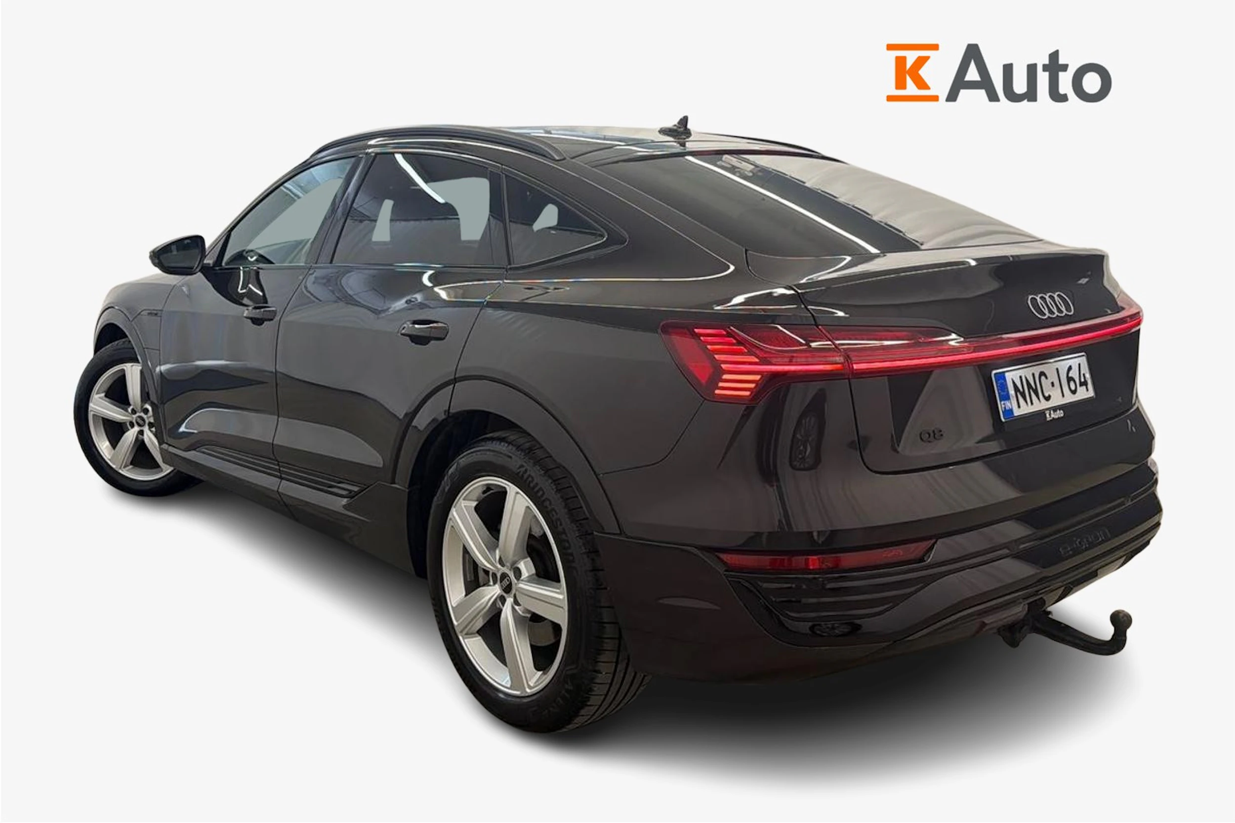 ruskea (beige) Audi Q8 e-tron 2024 kuva 2.