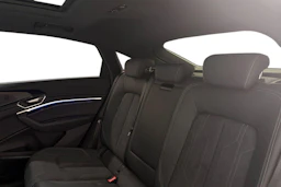 ruskea (beige) Audi Q8 e-tron 2024 kuva 8.