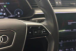 ruskea (beige) Audi Q8 e-tron 2024 kuva 22.