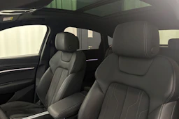 ruskea (beige) Audi Q8 e-tron 2024 kuva 32.