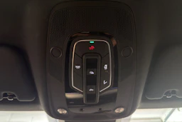 ruskea (beige) Audi Q8 e-tron 2024 kuva 36.