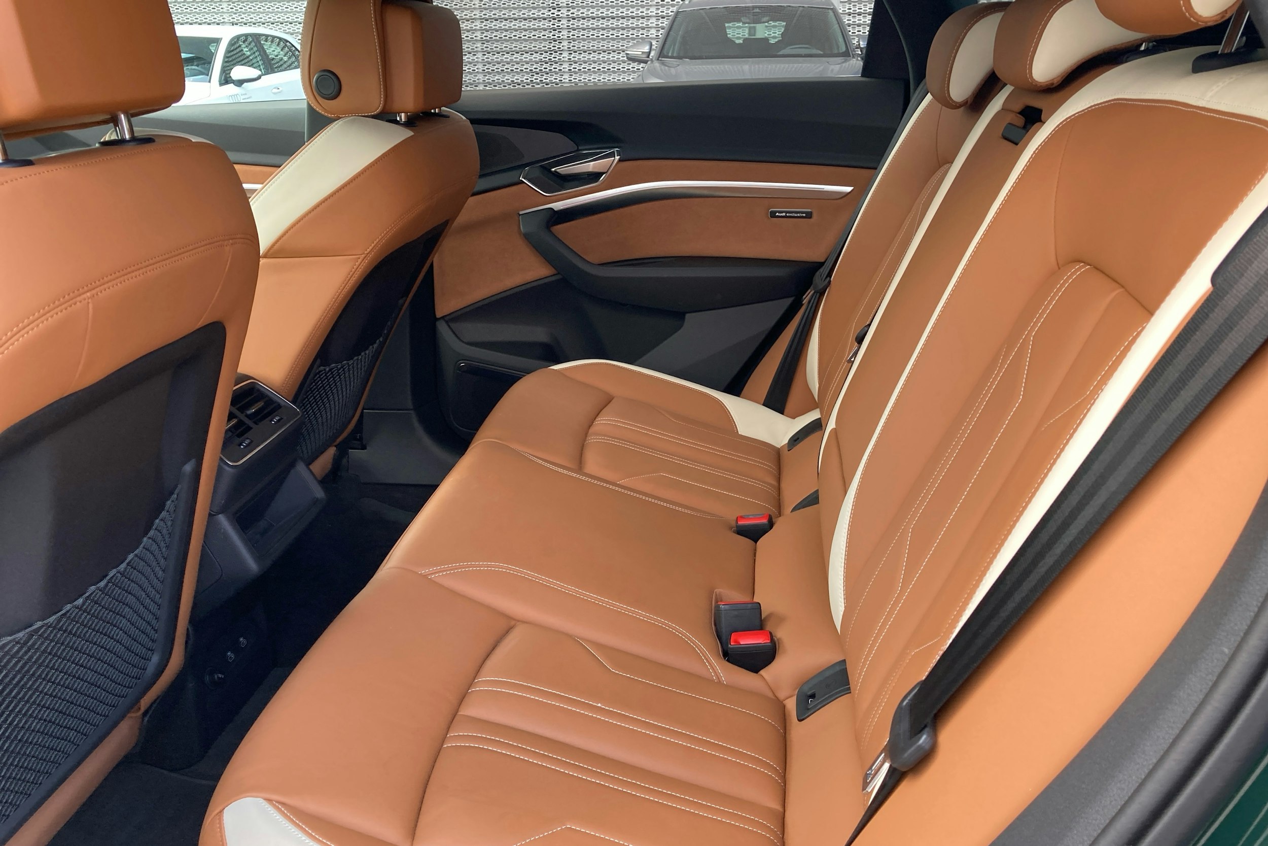 goodwood green eriko Audi Q8 e-tron 2024 kuva 8.