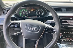 goodwood green eriko Audi Q8 e-tron 2024 kuva 16.