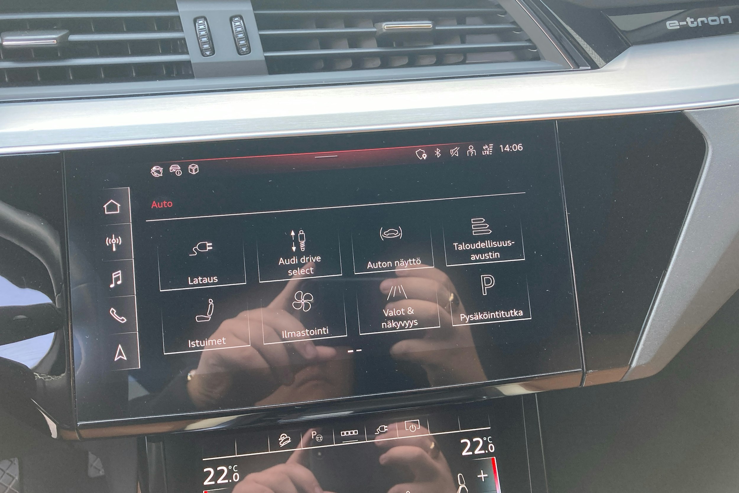 goodwood green eriko Audi Q8 e-tron 2024 kuva 17.