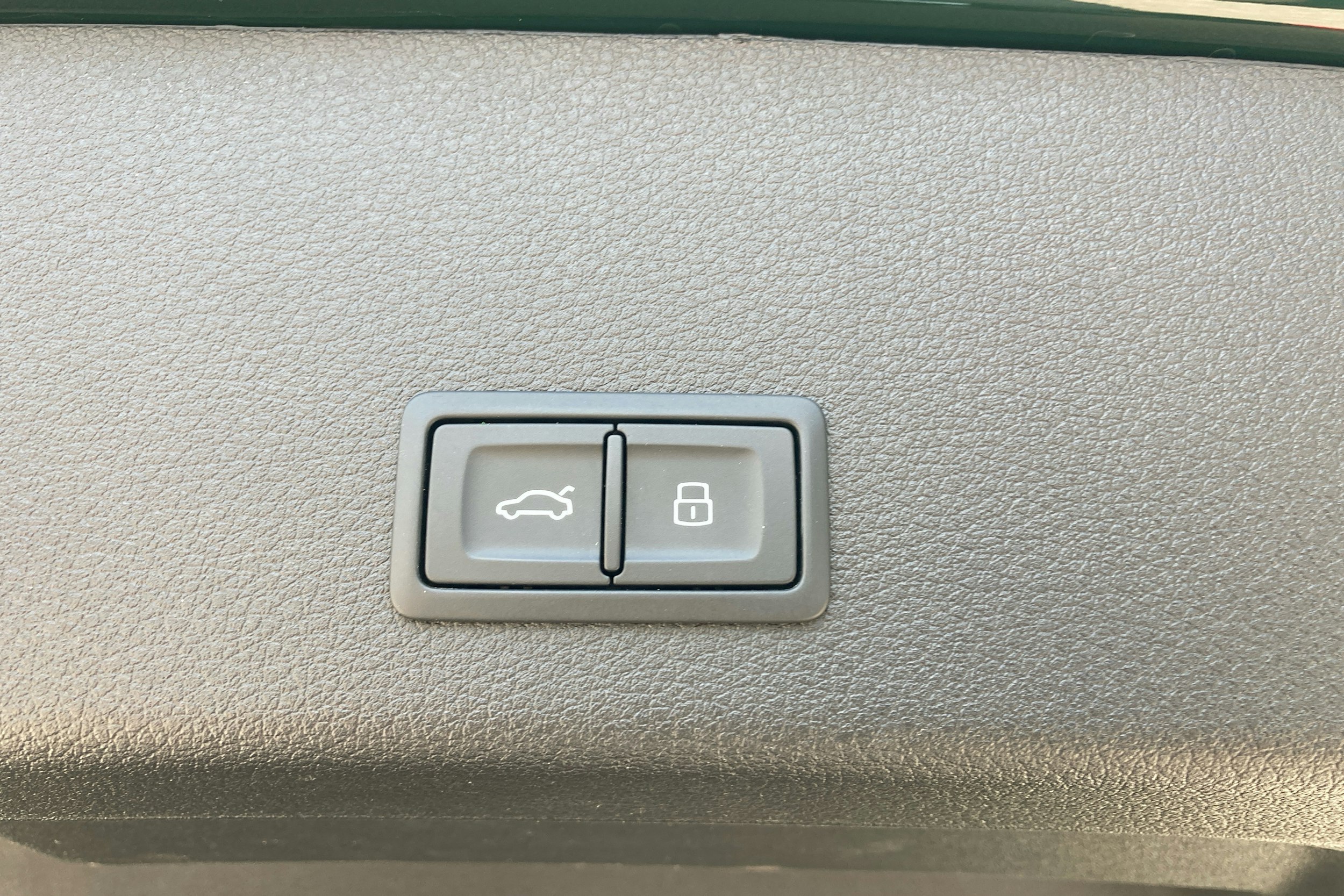goodwood green eriko Audi Q8 e-tron 2024 kuva 21.