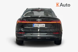 musta Audi Q8 e-tron 2024 kuva 3.
