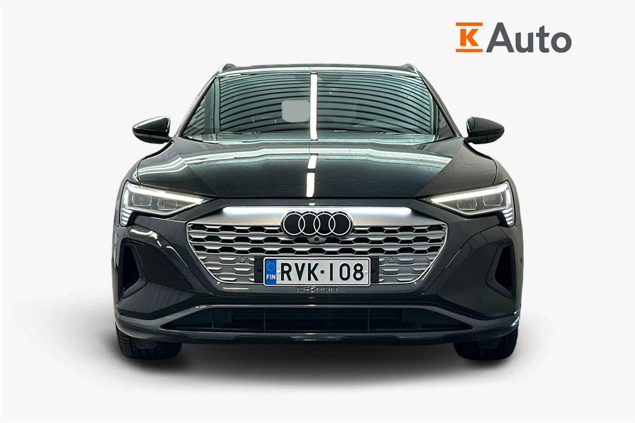 musta Audi Q8 e-tron 2024 kuva 4.