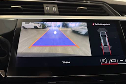harmaa Audi Q8 e-tron 2024 kuva 13.
