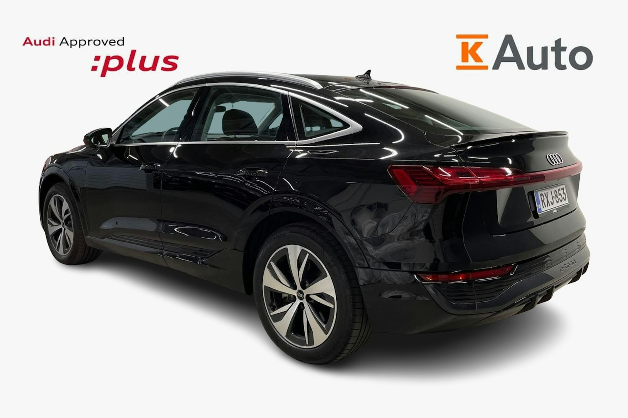 Musta Audi Q8 e-tron 2024 kuva 2.