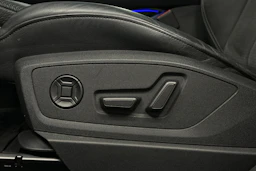 musta Audi Q8 e-tron 2024 kuva 26.