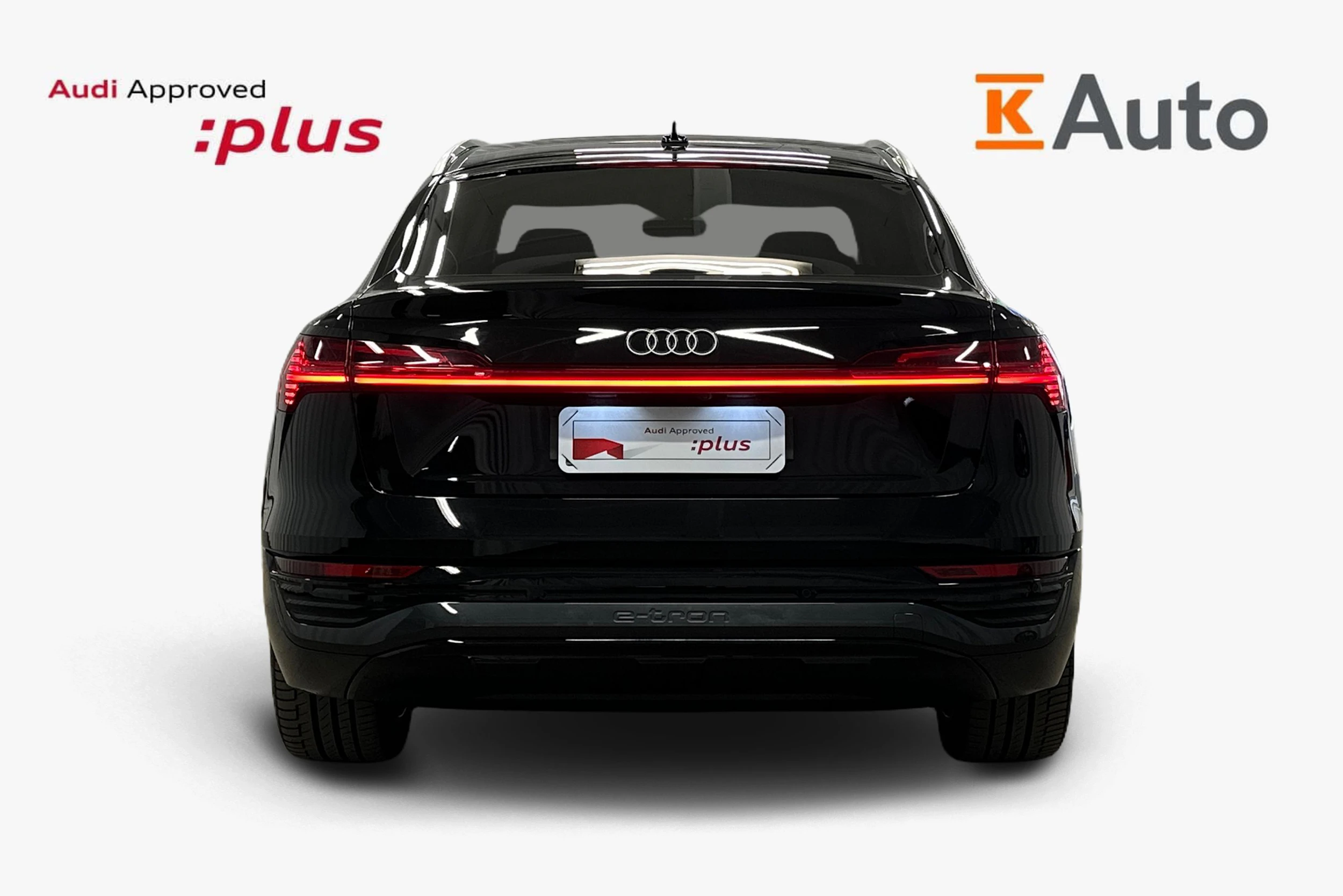 musta Audi Q8 e-tron 2024 kuva 3.