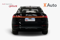 musta Audi Q8 e-tron 2024 kuva 3.