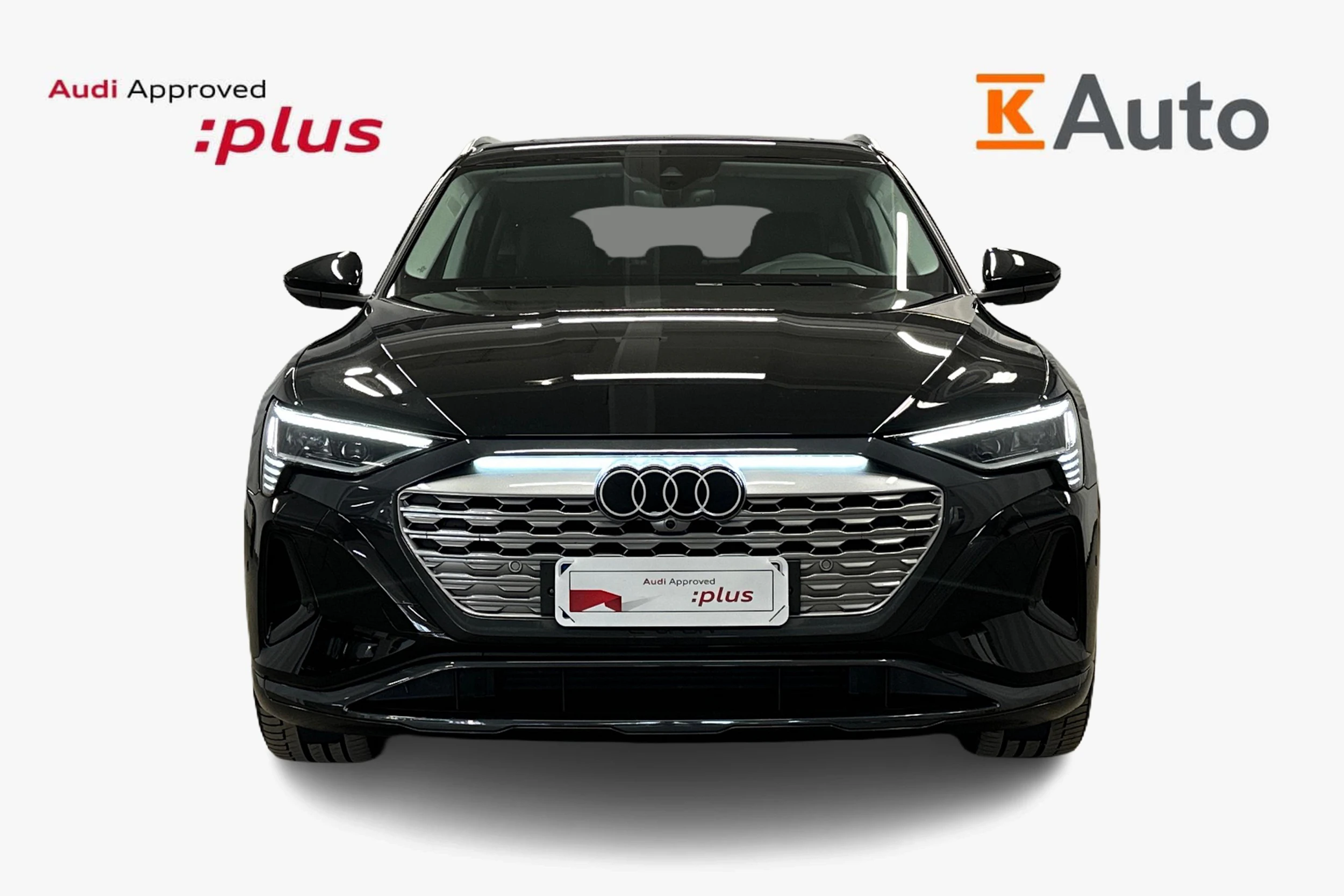 musta Audi Q8 e-tron 2024 kuva 4.