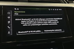 musta Audi Q8 e-tron 2024 kuva 25.