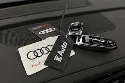 musta Audi Q8 e-tron 2024 kuva 37.