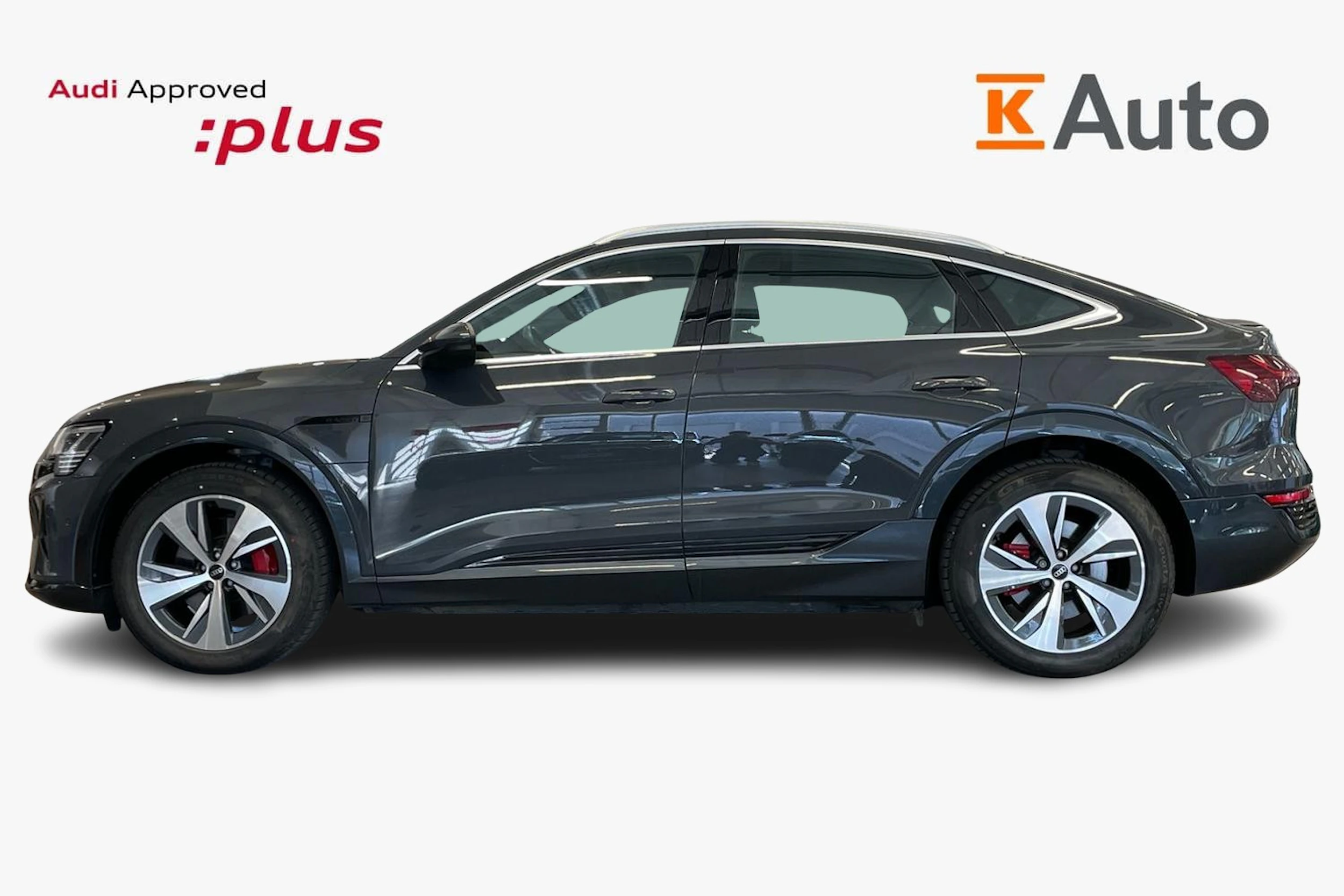Musta Audi Q8 e-tron 2024 kuva 5.