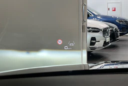Musta Audi Q8 e-tron 2024 kuva 17.