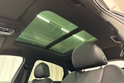 sininen Audi Q8 e-tron 2024 kuva 29.