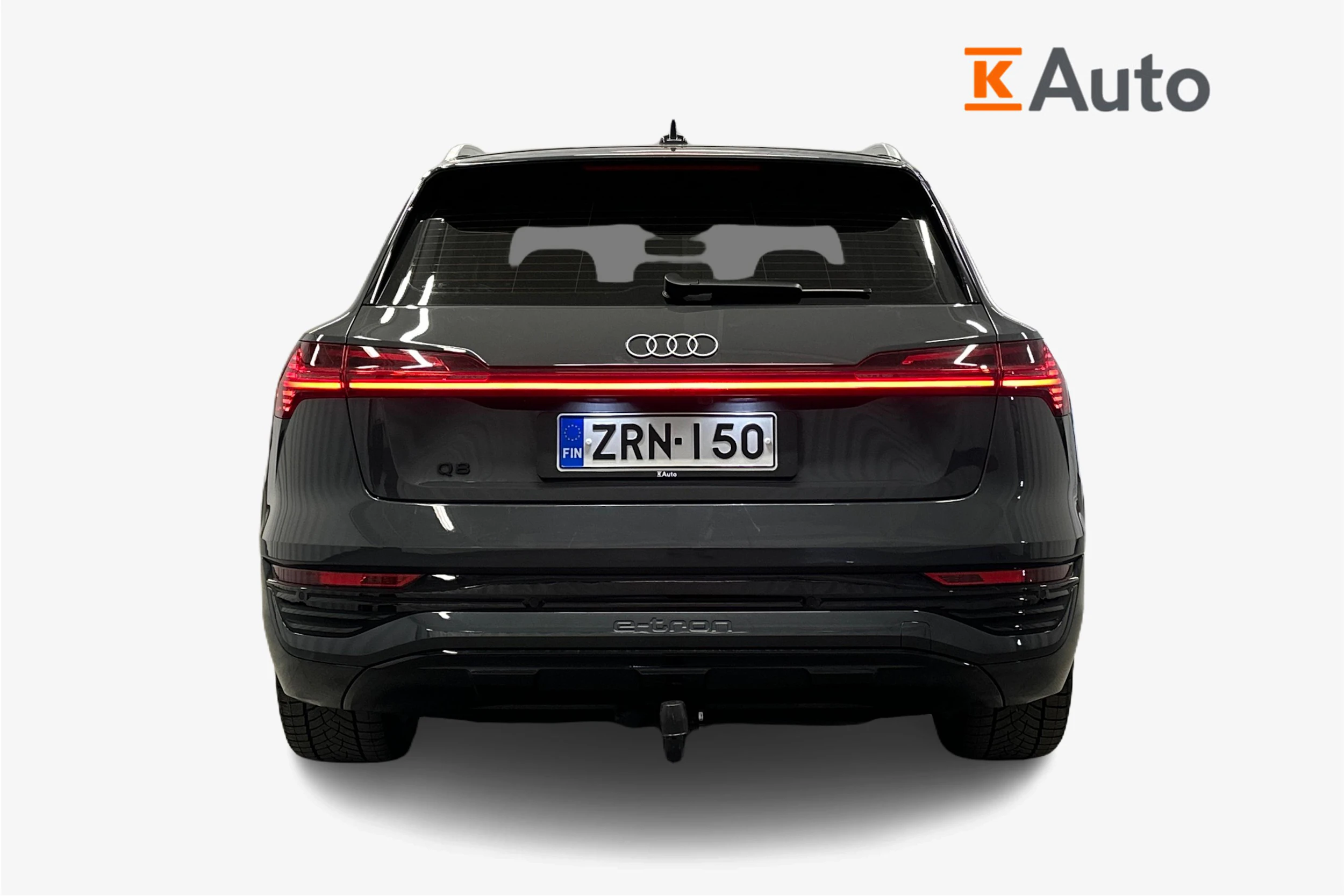 harmaa Audi Q8 e-tron 2024 kuva 4.